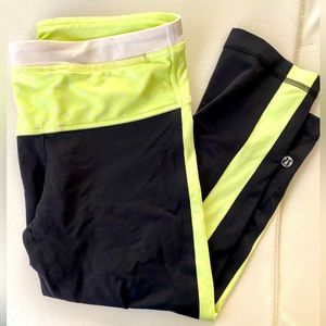 Lululemon athletica Wunder Under crop 21” Low rise Black running leggings 6